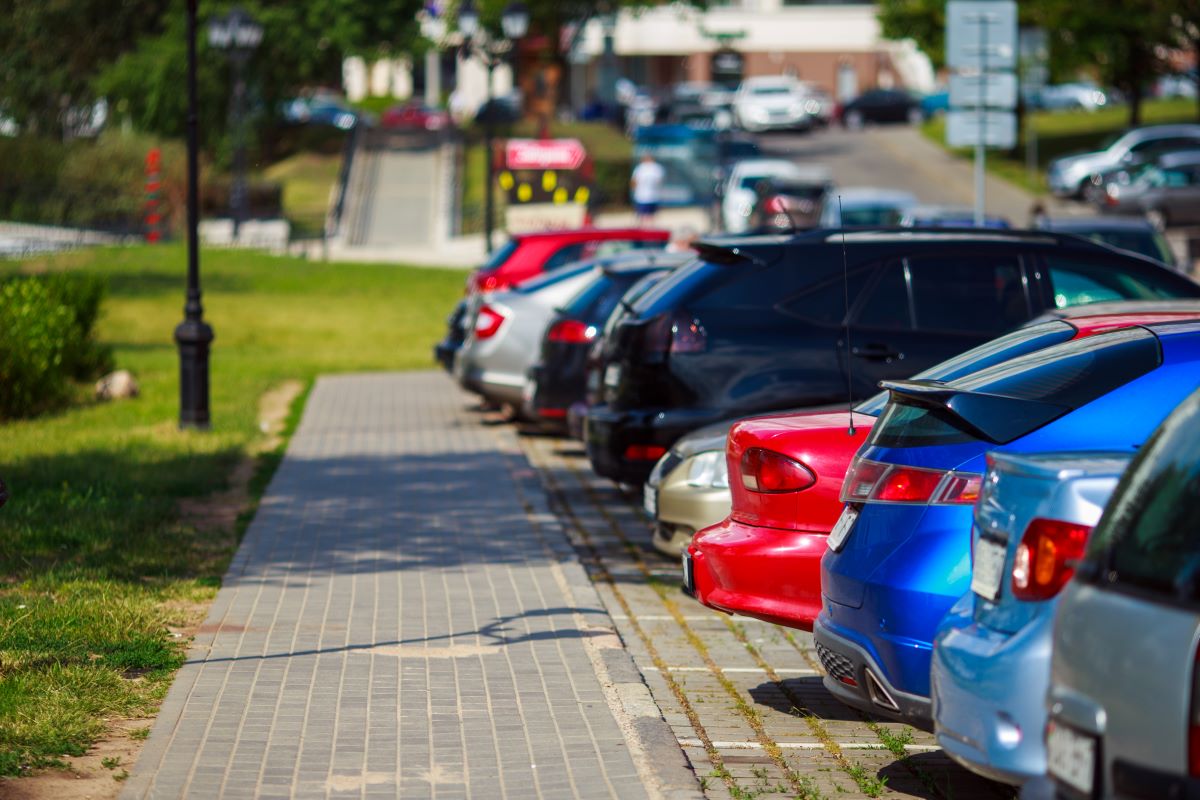 Parkplatzmangel lösen: Praktische Lösungen für Anwohner