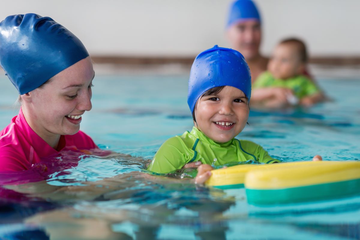 Schwimmen lernen im Hohenlohekreis — Wann und wo am besten?